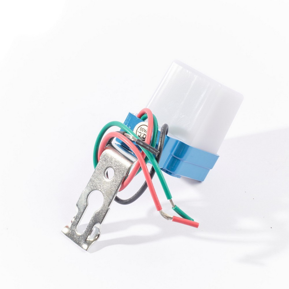 HI-TEK HEDSX0006A สวิทซ์แสงแดด เดย์ไลท์เซ็นเซอร์ 6A กำลัง 220V_1