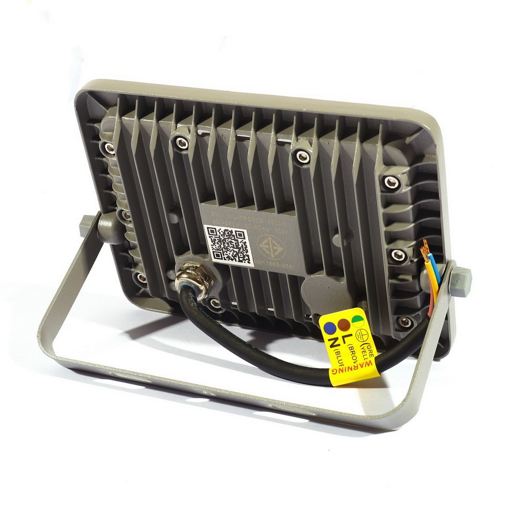 BLAUPUNKT FLORIDA SERIES โคมไฟฟลัดไลท์ 30W เดย์ไลท์ ความสว่าง 3000 ลูเมน_1